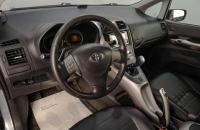 Toyota Auris 7 из 15