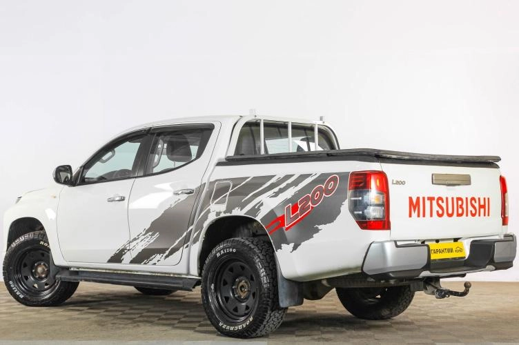 Mitsubishi L200 4 из 6