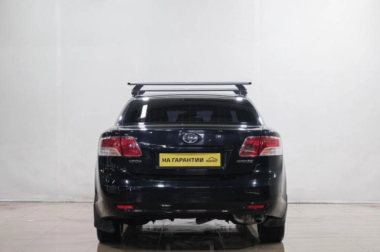 Toyota Avensis 5 из 6