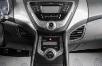 Hyundai Elantra 16 из 19