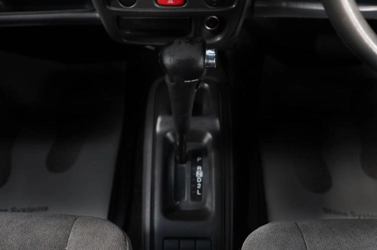 Suzuki Swift 12 из 15