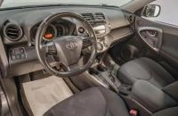 Toyota RAV4 7 из 17