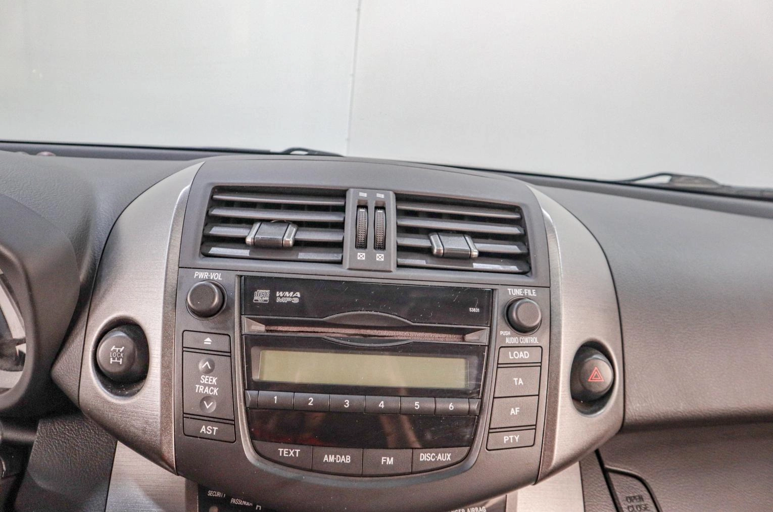 Toyota RAV4 12 из 17