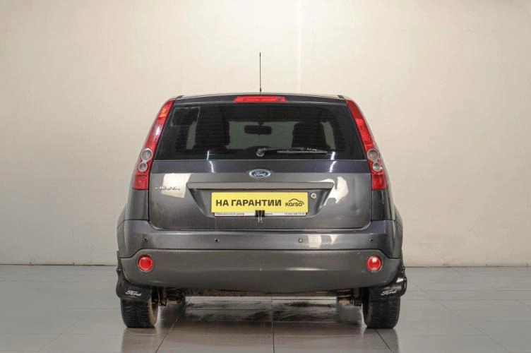 Ford Fiesta 5 из 15