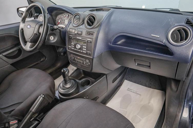 Ford Fiesta 14 из 15