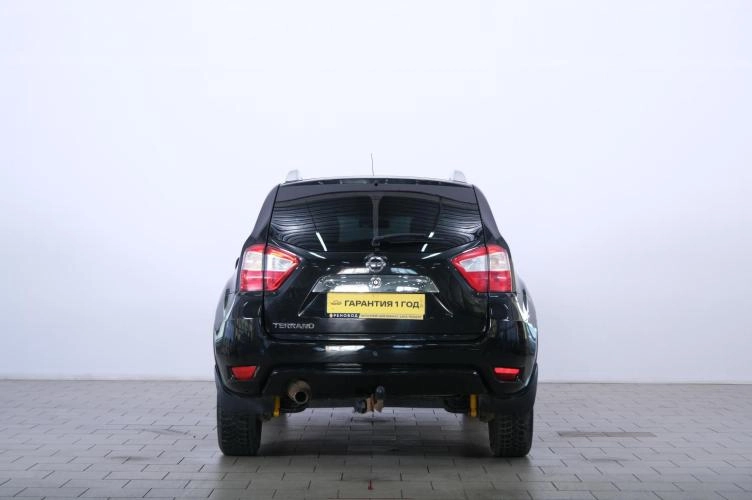 Nissan Terrano 5 из 6