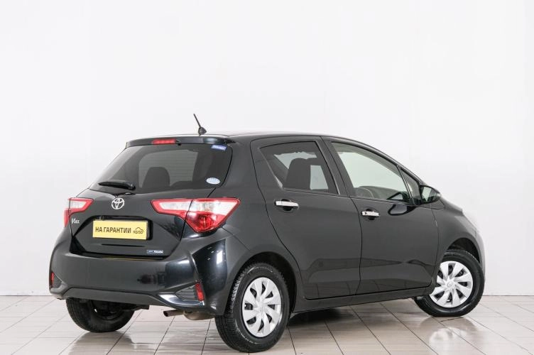 Toyota Vitz 6 из 6