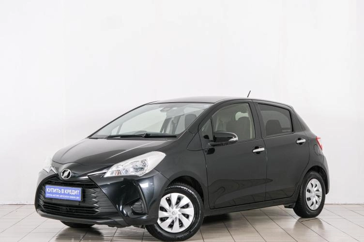 Toyota Vitz 3 из 6