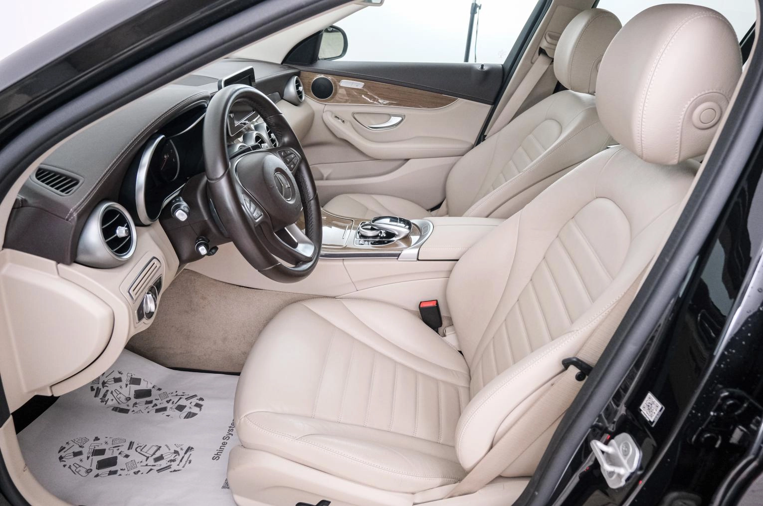 Mercedes-Benz C-класс 7 из 21