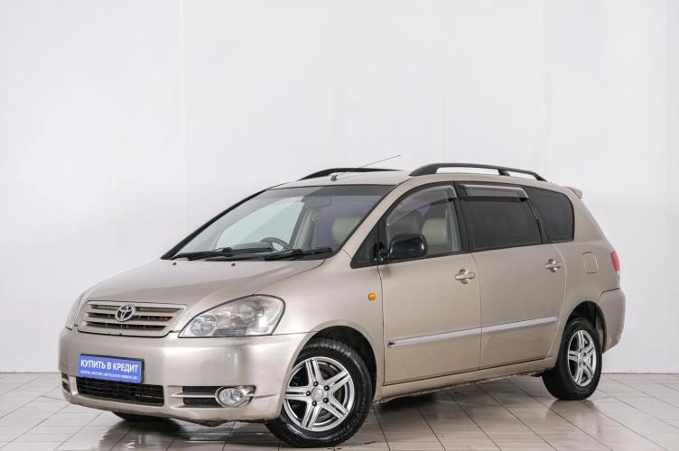 Toyota Picnic 3 из 21