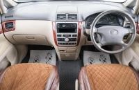 Toyota Picnic 10 из 21