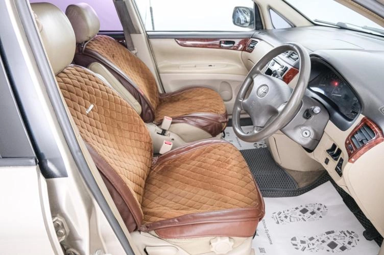 Toyota Picnic 7 из 21
