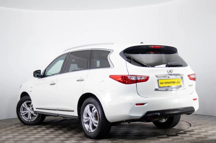 Infiniti QX60 6 из 6