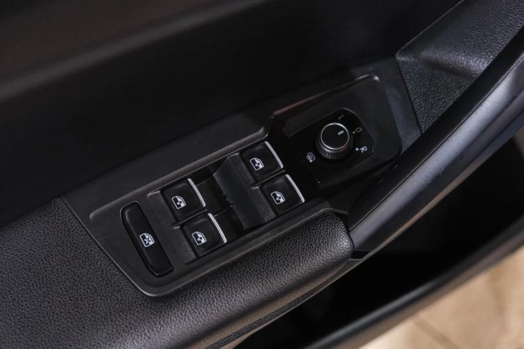Volkswagen Tiguan 23 из 33