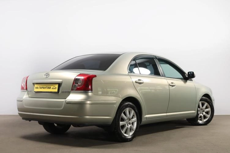 Toyota Avensis 6 из 6
