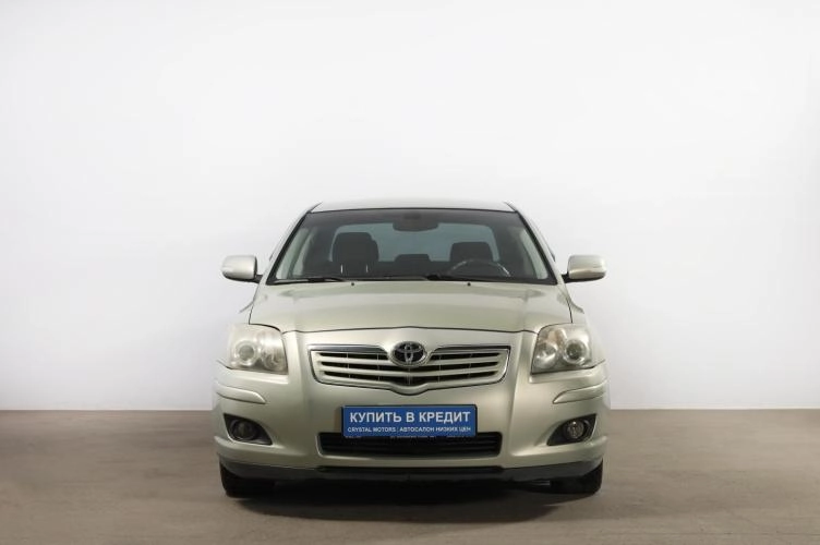 Toyota Avensis 2 из 6