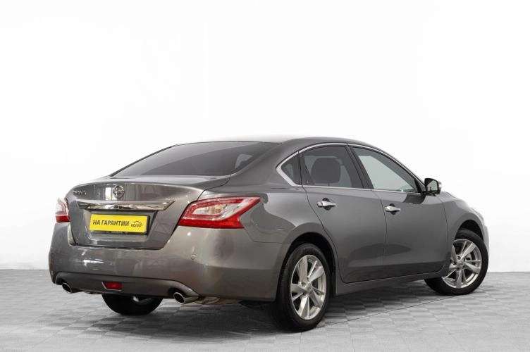 Nissan Teana 4 из 6