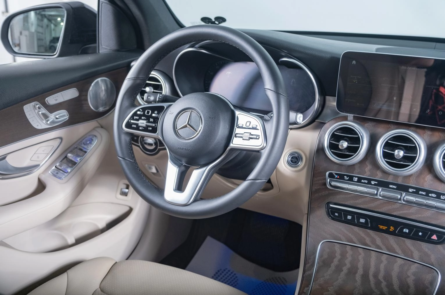 Mercedes-Benz GLC-класс Coupe 9 из 22