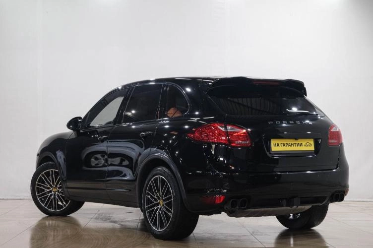 Porsche Cayenne S 4 из 6