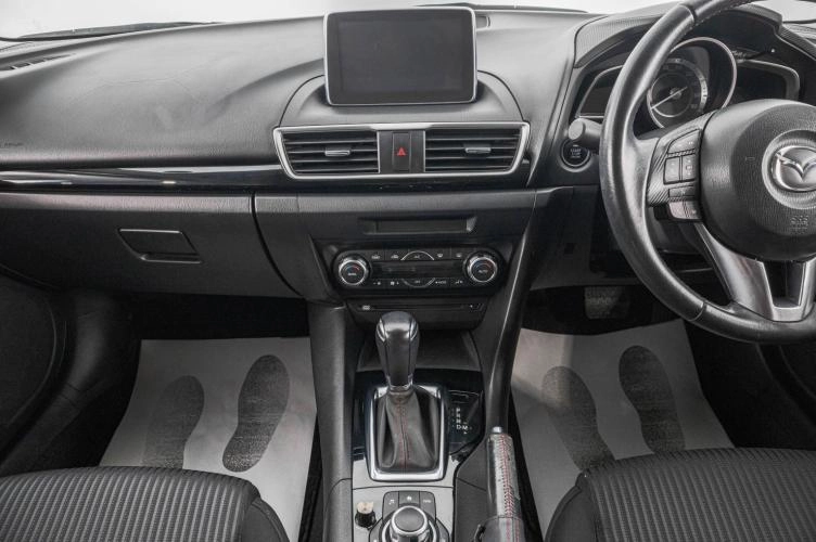 Mazda Axela 16 из 24