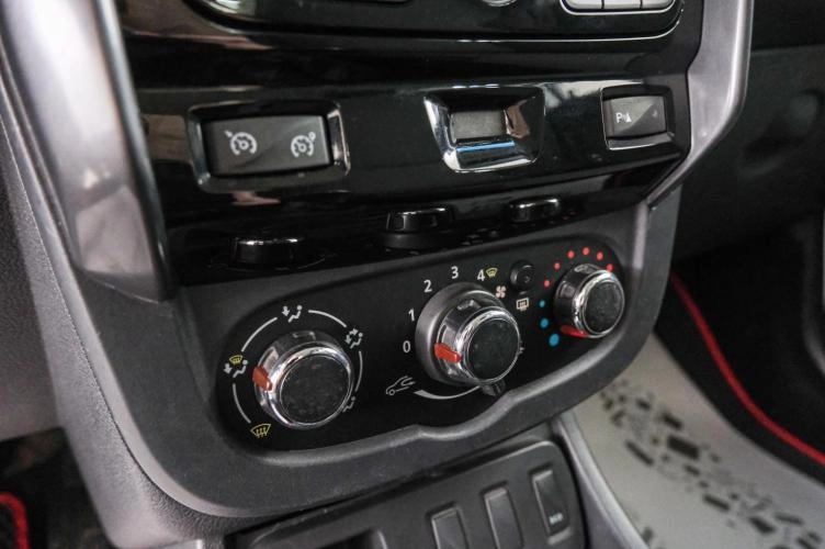 Renault Duster 16 из 21