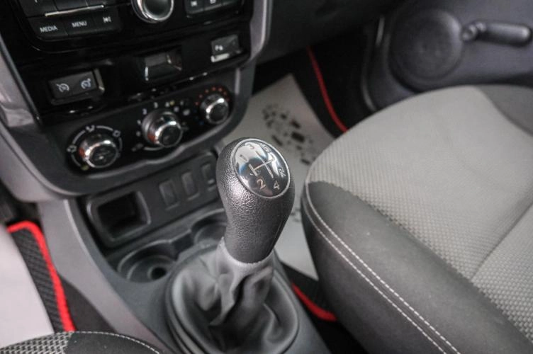 Renault Duster 17 из 21