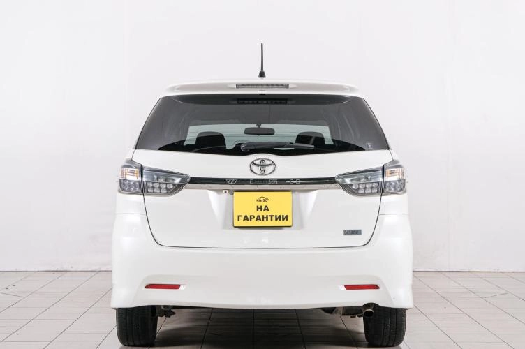 Toyota Wish 5 из 6