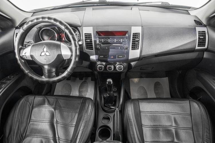 Mitsubishi Outlander 7 из 20