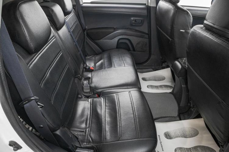 Mitsubishi Outlander 19 из 20