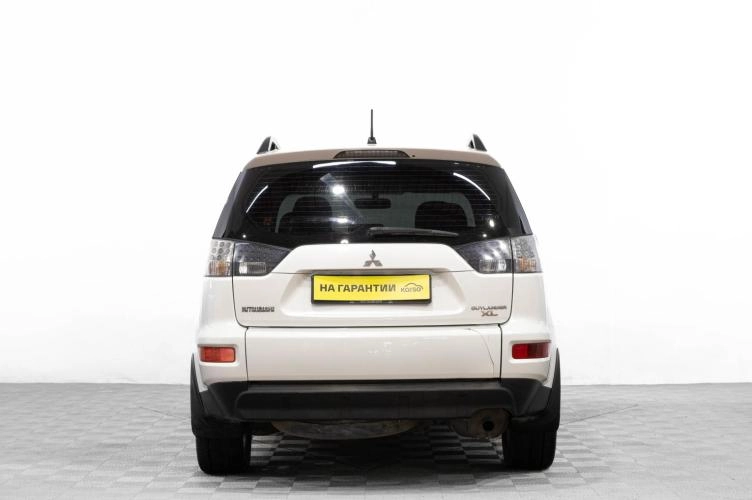 Mitsubishi Outlander 5 из 20