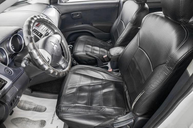 Mitsubishi Outlander 8 из 20