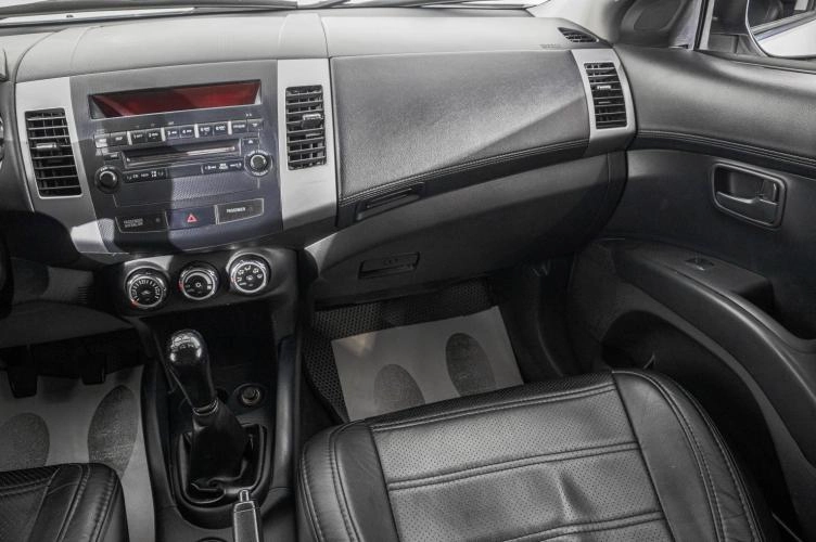 Mitsubishi Outlander 16 из 20