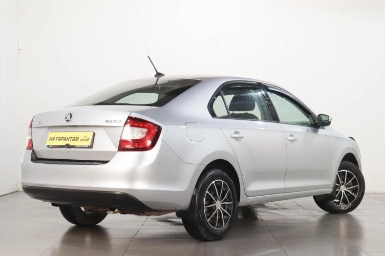 Skoda Rapid 5 из 17