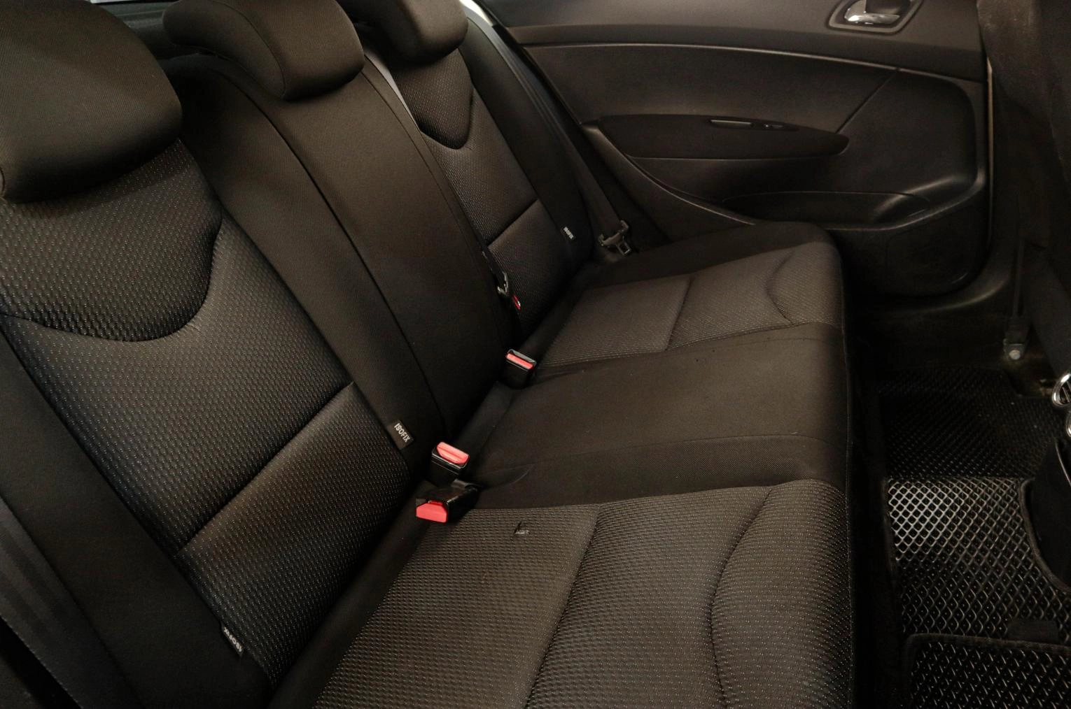 Peugeot 408 14 из 15