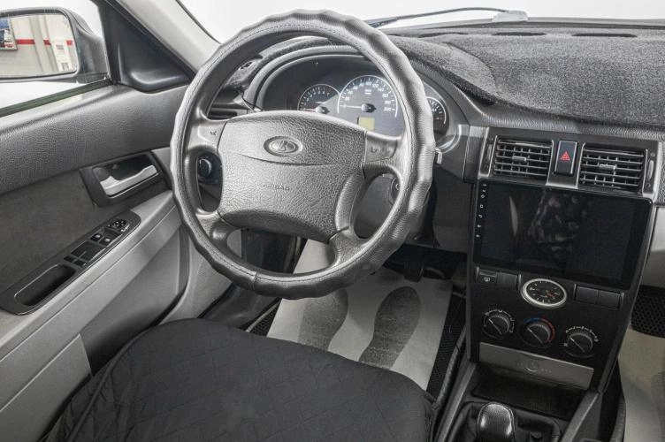 ВАЗ (LADA) Priora 12 из 19