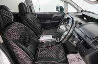 Toyota Voxy 7 из 21