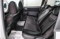 Toyota Voxy 19 из 21