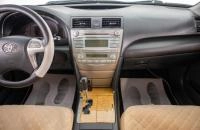 Toyota Camry 17 из 24