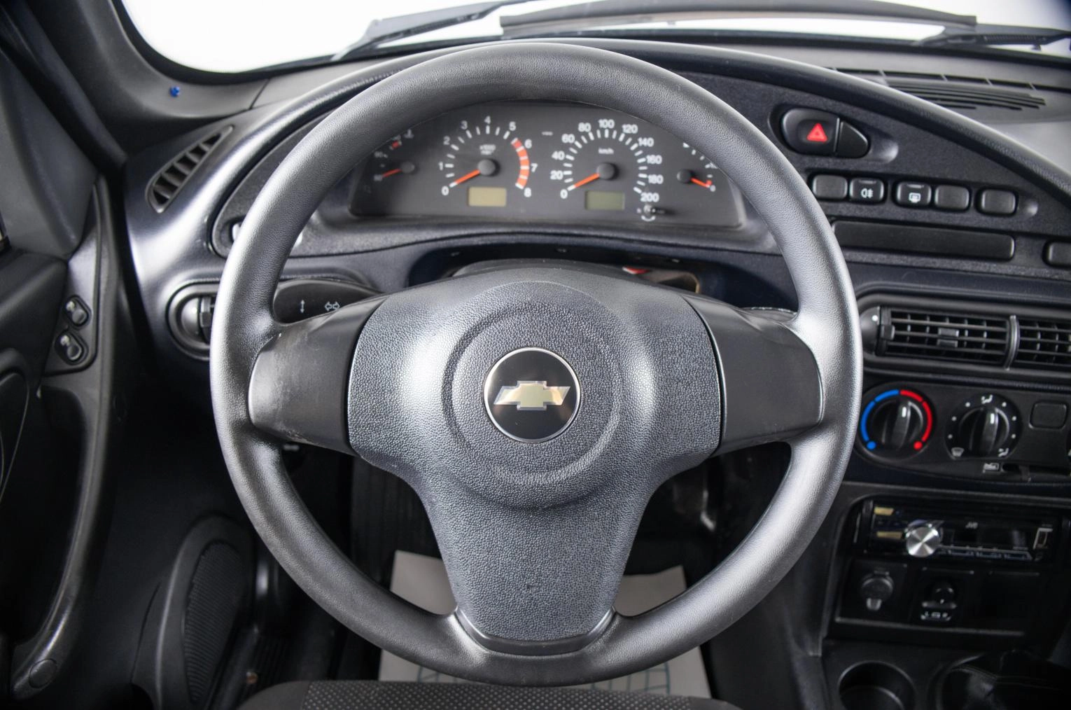 Chevrolet Niva 14 из 22