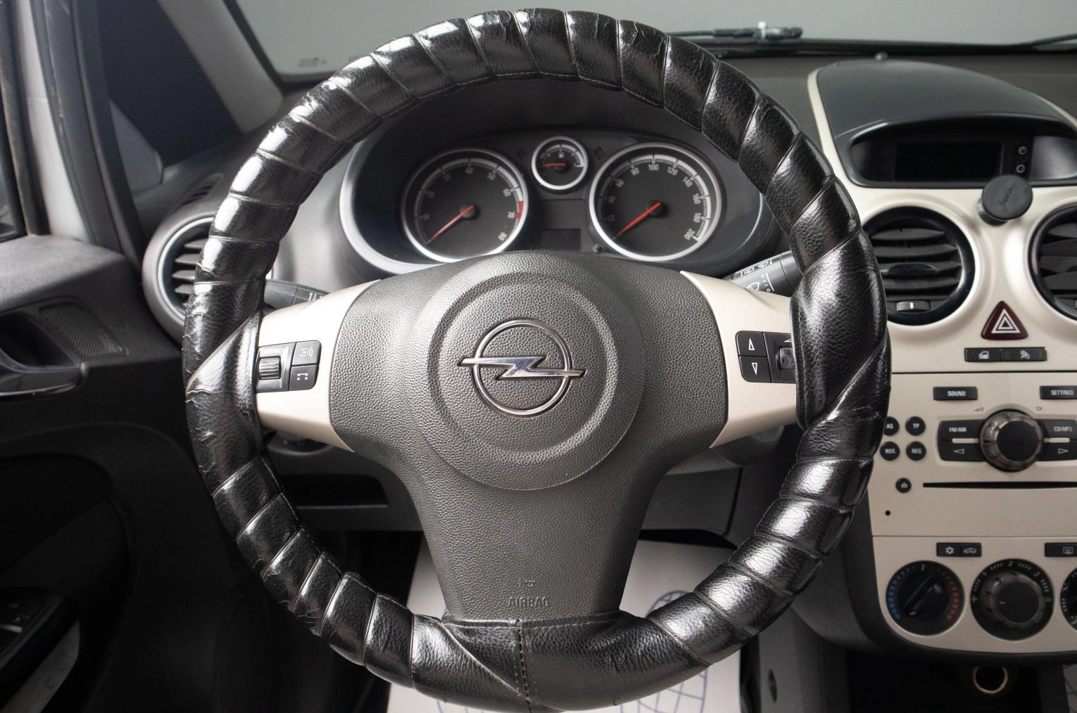 Opel Corsa 9 из 18