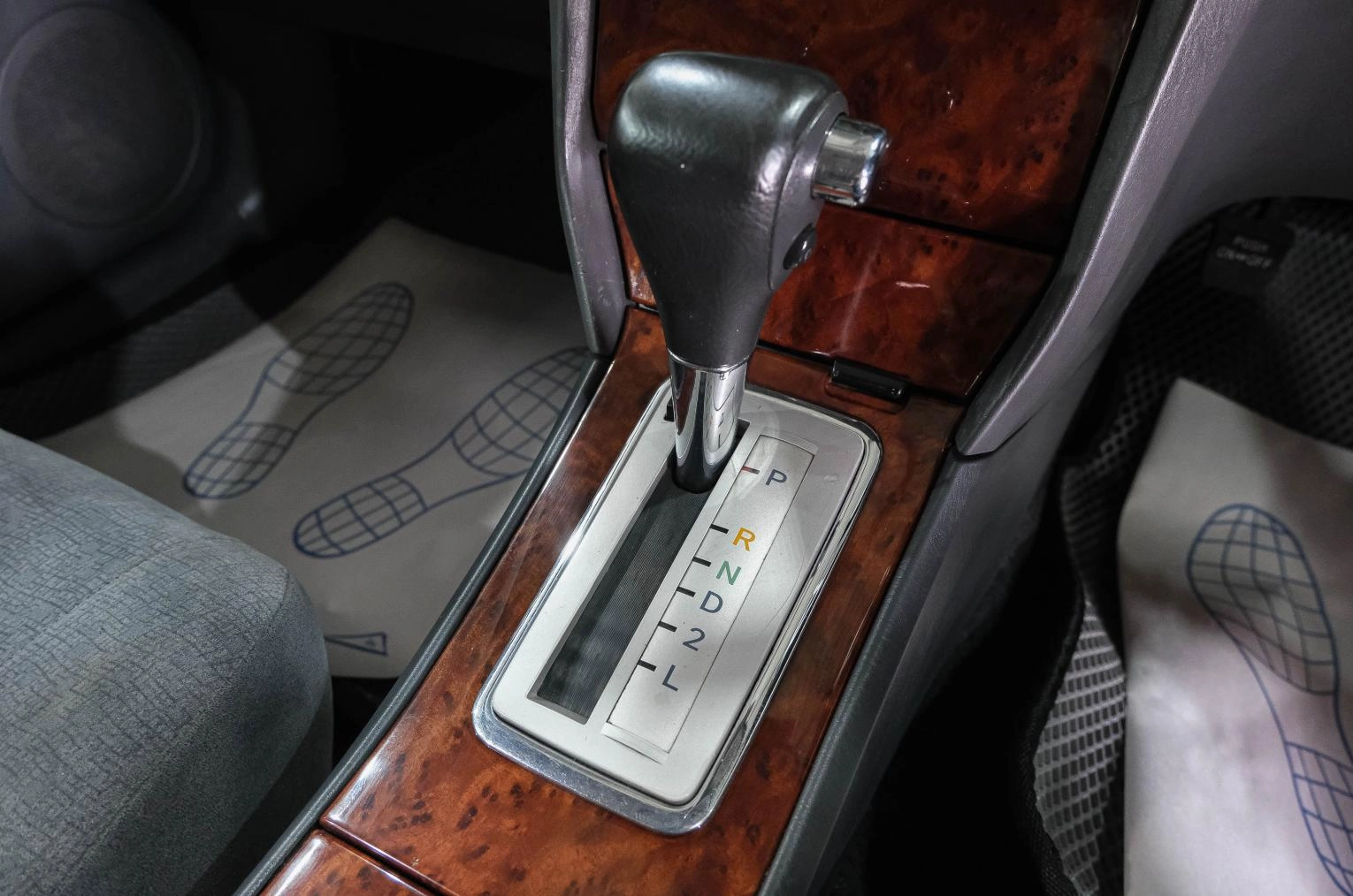 Toyota Premio 21 из 26