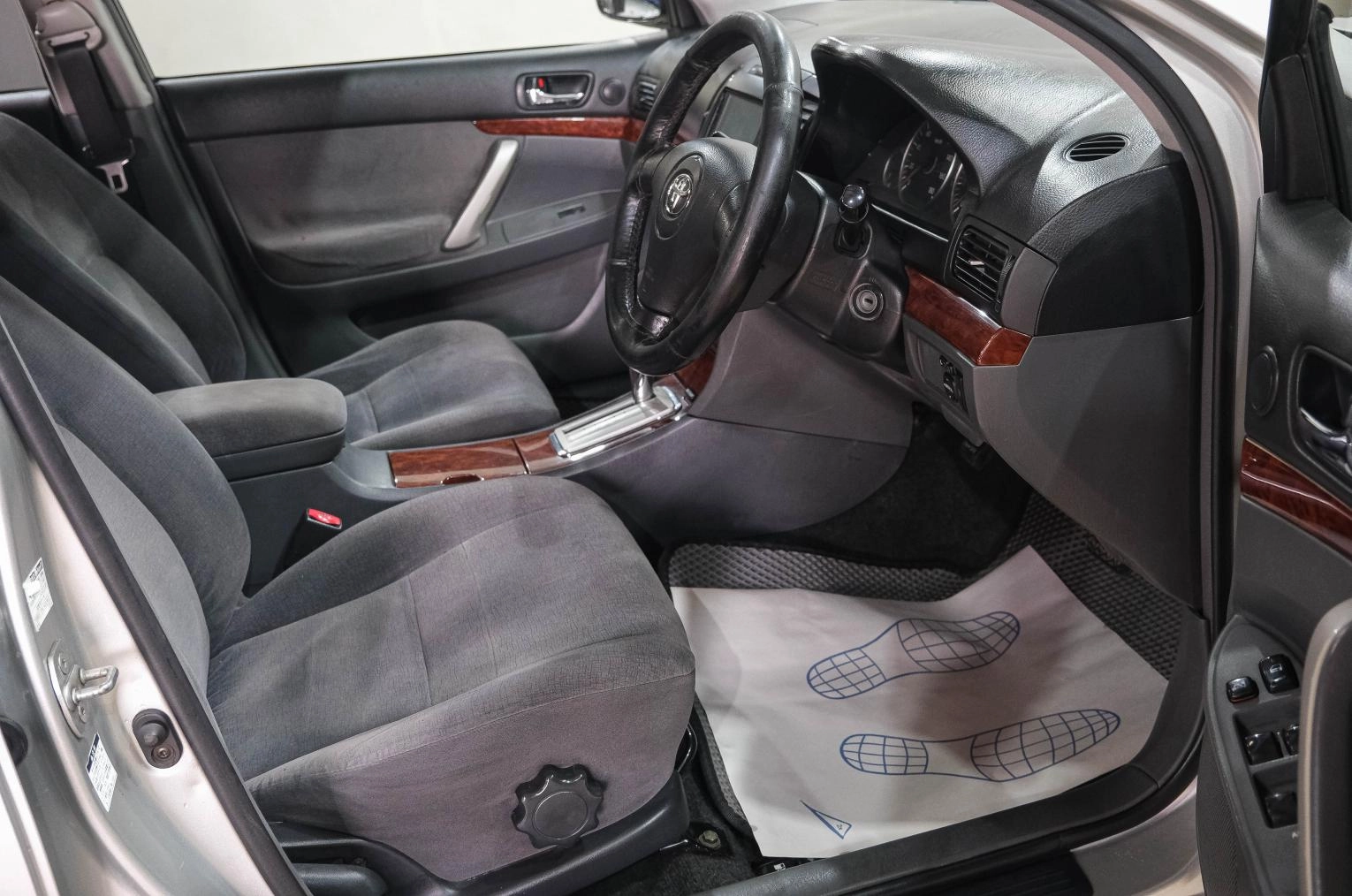 Toyota Premio 13 из 26