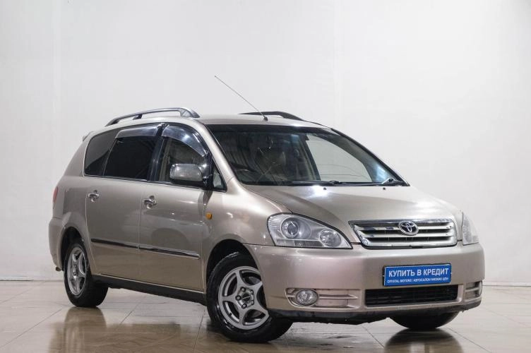 Toyota Picnic 1 из 6