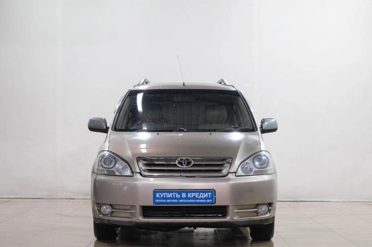 Toyota Picnic 2 из 6