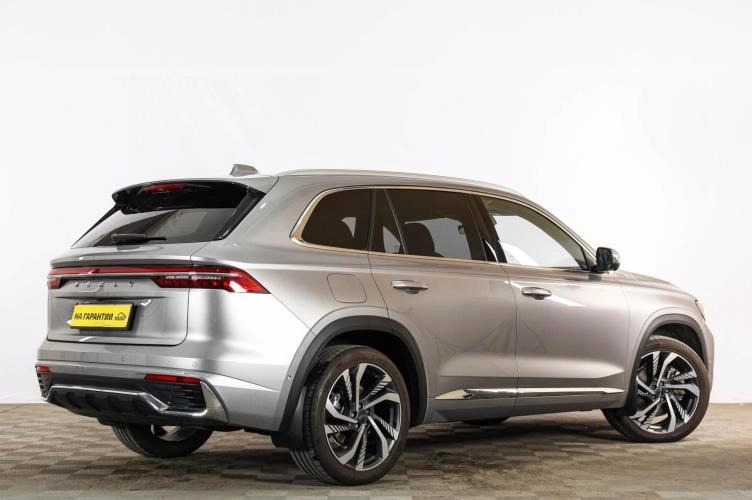 Geely Monjaro 6 из 6