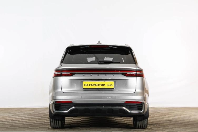 Geely Monjaro 5 из 6