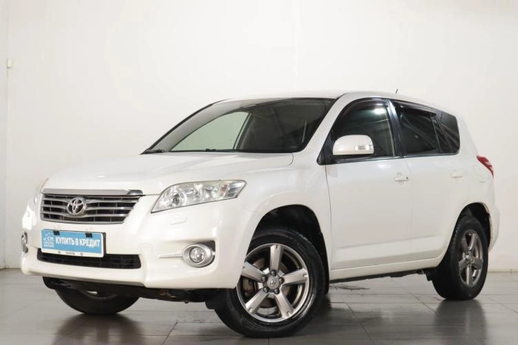 Toyota RAV4 3 из 18