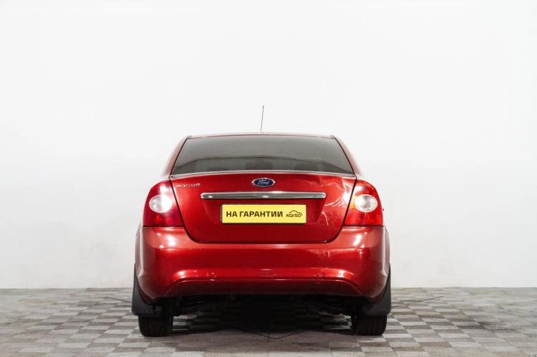 Ford Focus 5 из 6