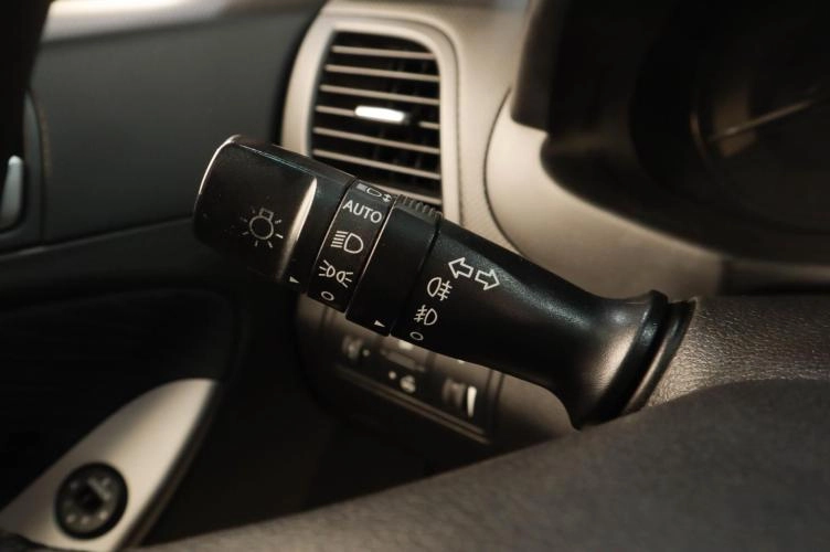 Hyundai Solaris 11 из 20