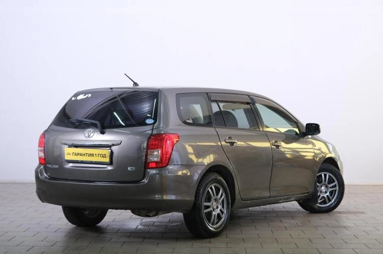 Toyota Corolla Fielder 6 из 6